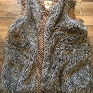 Zara fur Vest